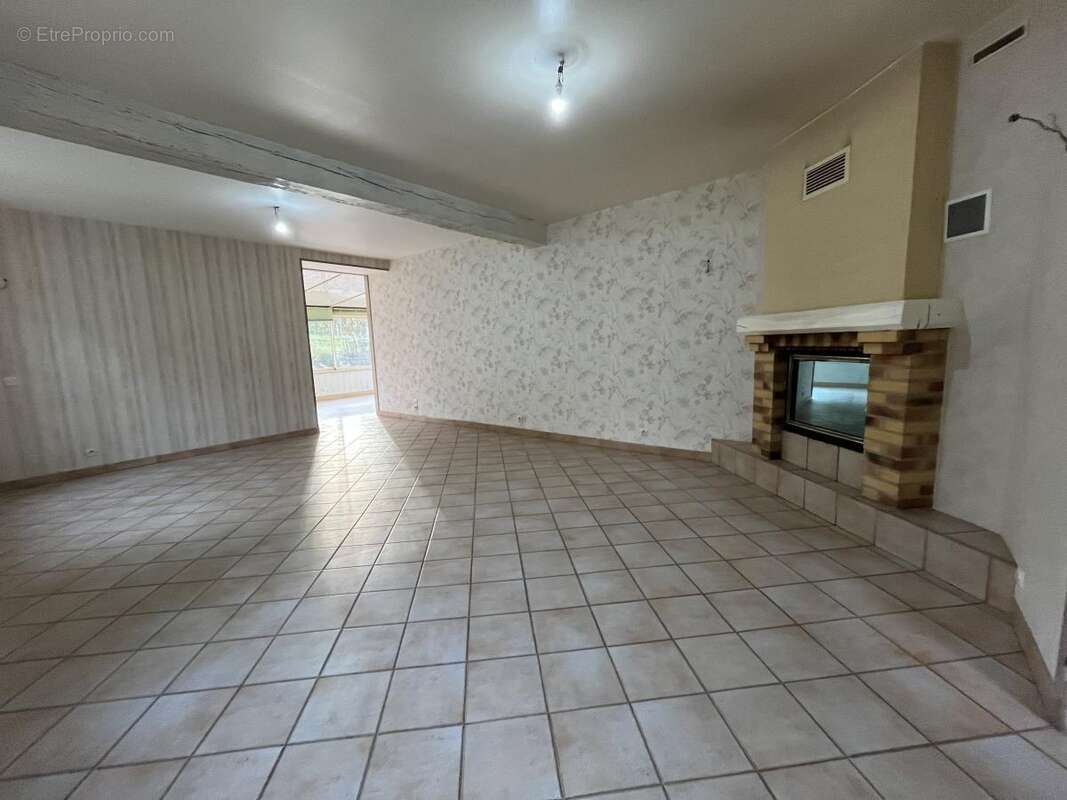 Maison à THORIGNE-SUR-DUE