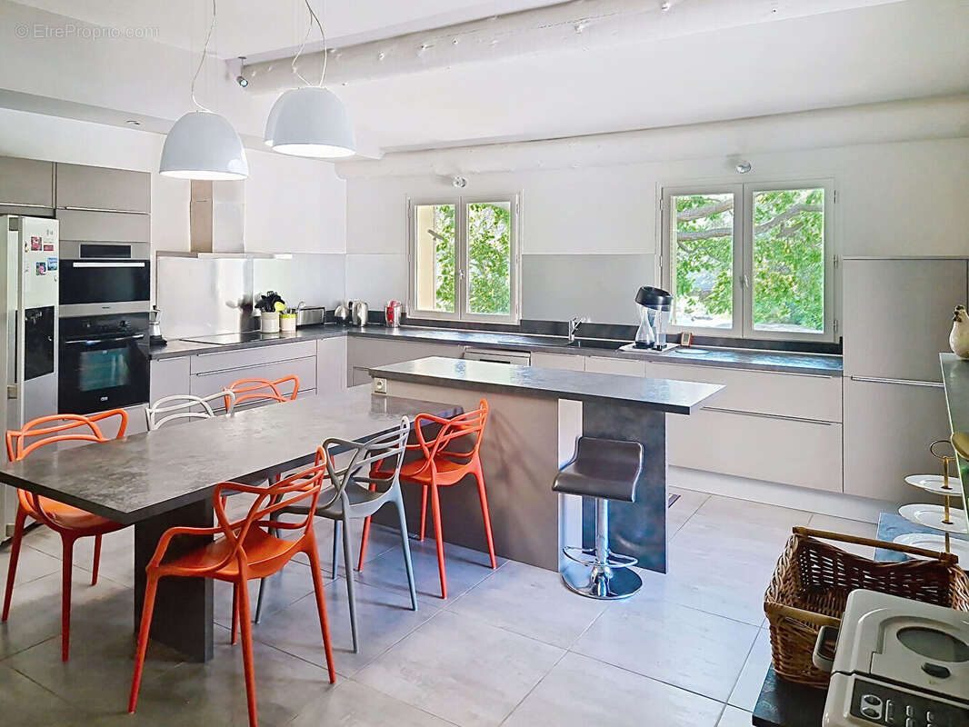 Maison à VILLENEUVE-LES-AVIGNON