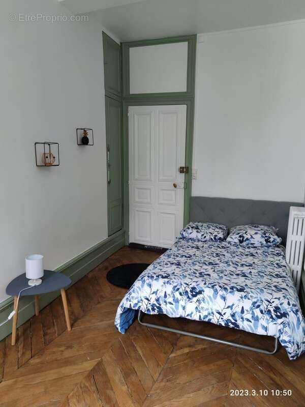 Appartement à NERIS-LES-BAINS