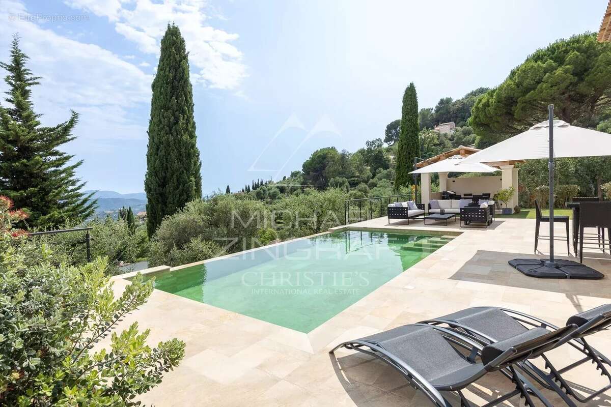 Maison à SPERACEDES