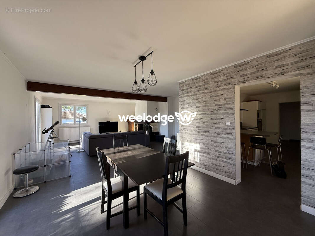 Maison à PECHBONNIEU