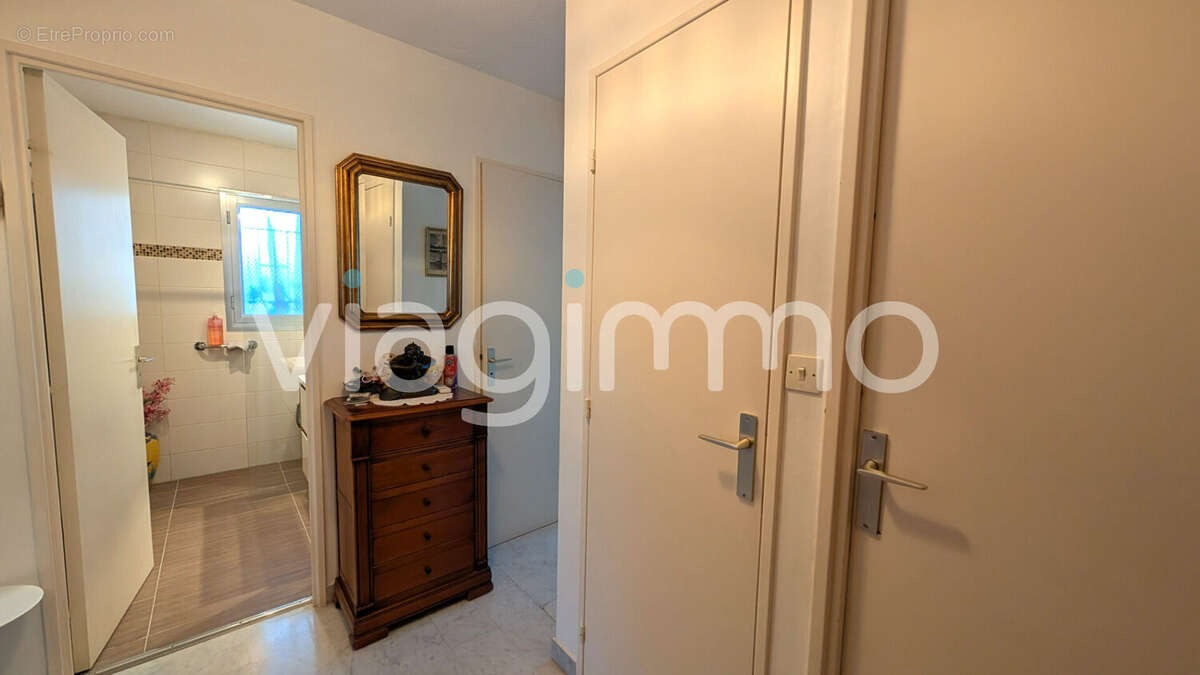 Appartement à LE CANNET