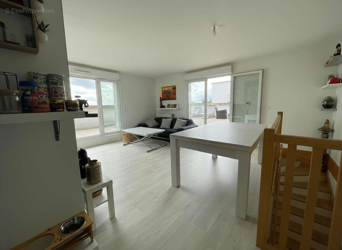 Appartement à STAINS