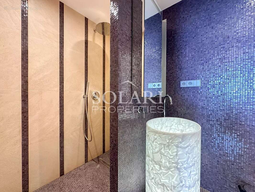 Maison à THEOULE-SUR-MER