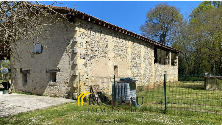 Autre à SAINT-CHRISTOLY-DE-BLAYE