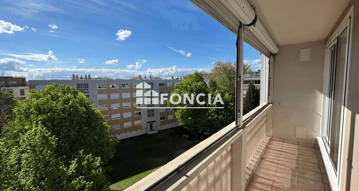 Appartement à VILLEURBANNE