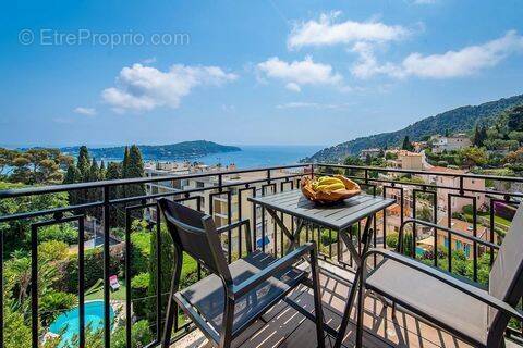 Appartement à VILLEFRANCHE-SUR-MER