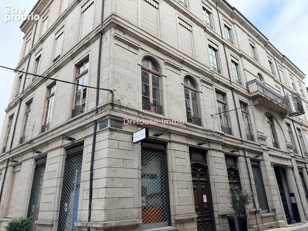 Commerce 188 m² à vendre à Saint-Chamond (42400) - photo 2