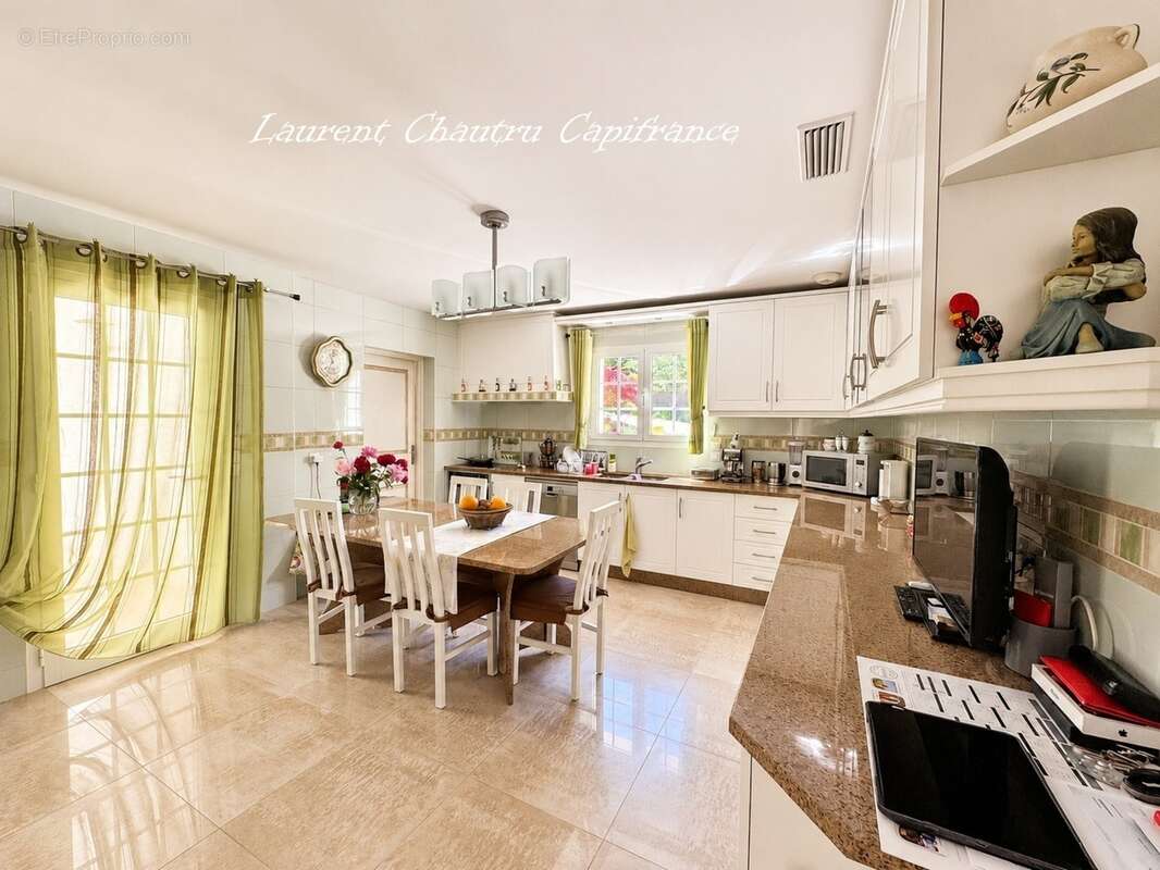 Villa de standing 190m² à SANILHAC (24) - photo 15