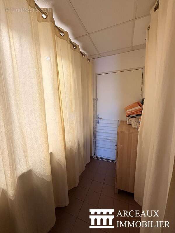 Appartement - Saint Gely Du Fesc - 1 pièce - 38.2 m2 - photo 7