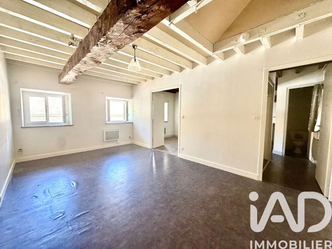 Appartement 58 m² à Cosne-Cours-Sur-Loire  - photo 6