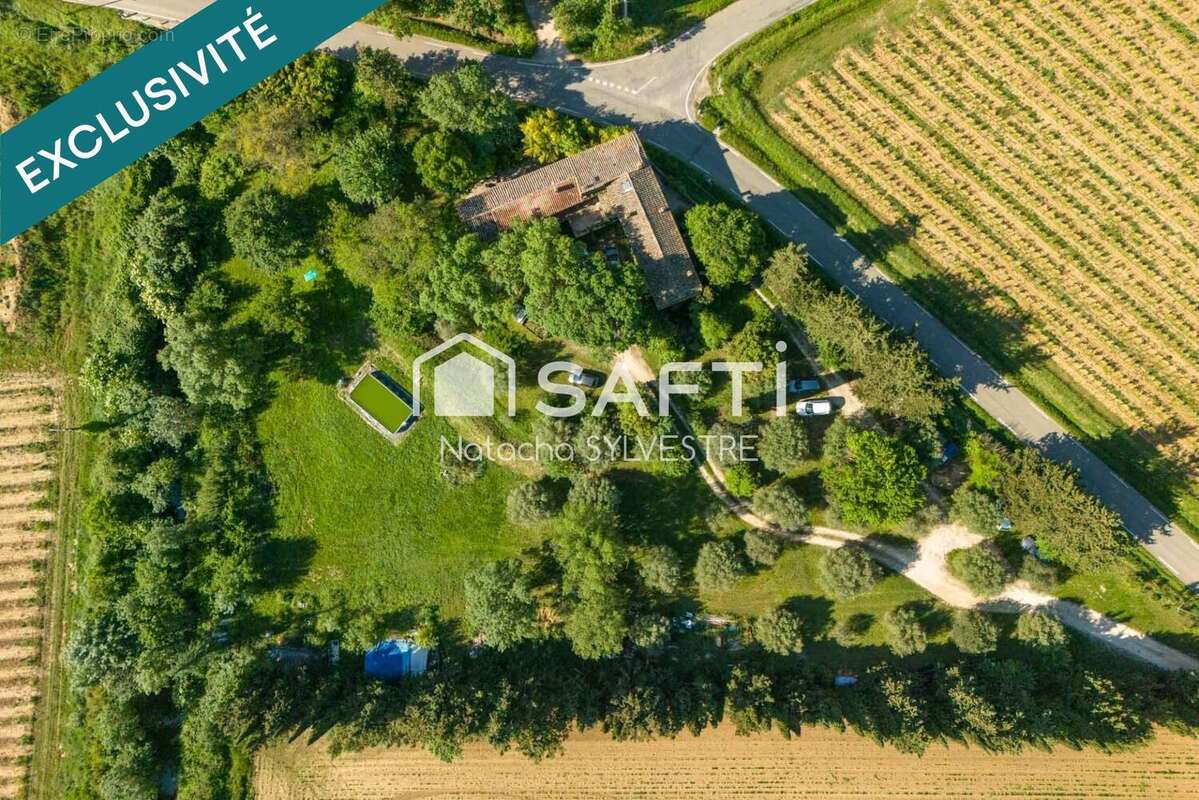 Photo 2 - Maison à SAINT-CHAPTES