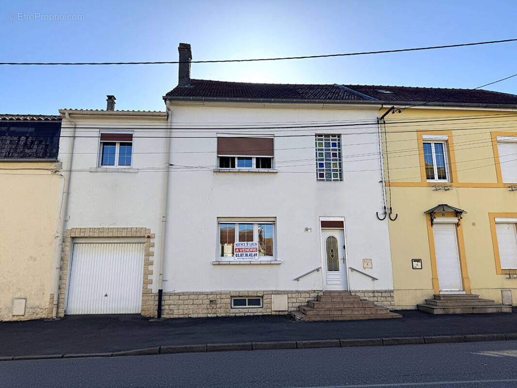 Maison à SAINTE-MARIE-AUX-CHENES