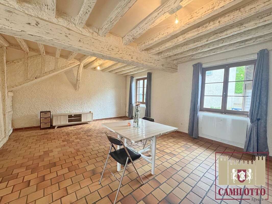 Maison à NOGENT-LE-ROI