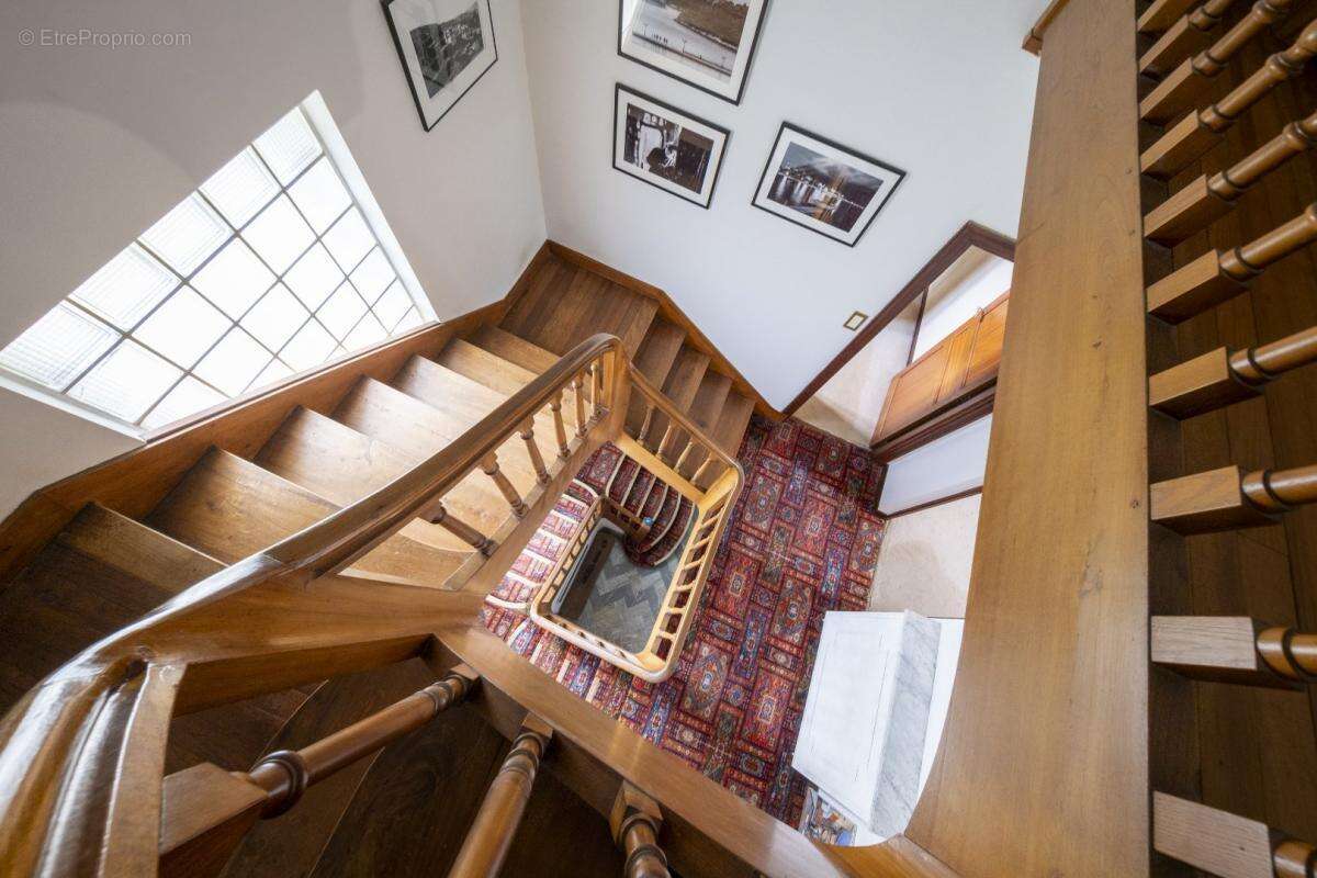 Maison à VILLENEUVE-D'OLMES