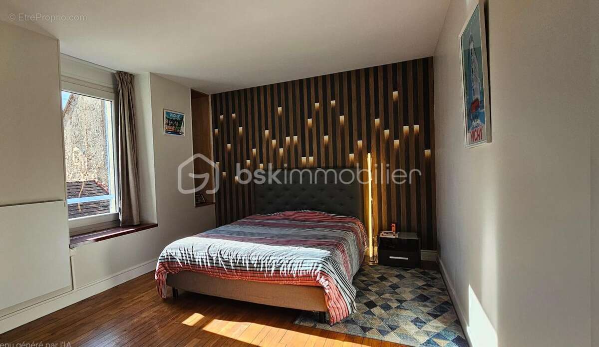 *** Maison de ville de 120 m² – 3 Chambres -  Centre historique de CUSSET avec garage*** - photo 11