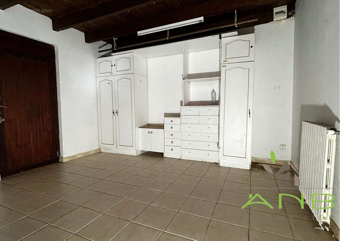 Maison à YVRAC-ET-MALLEYRAND