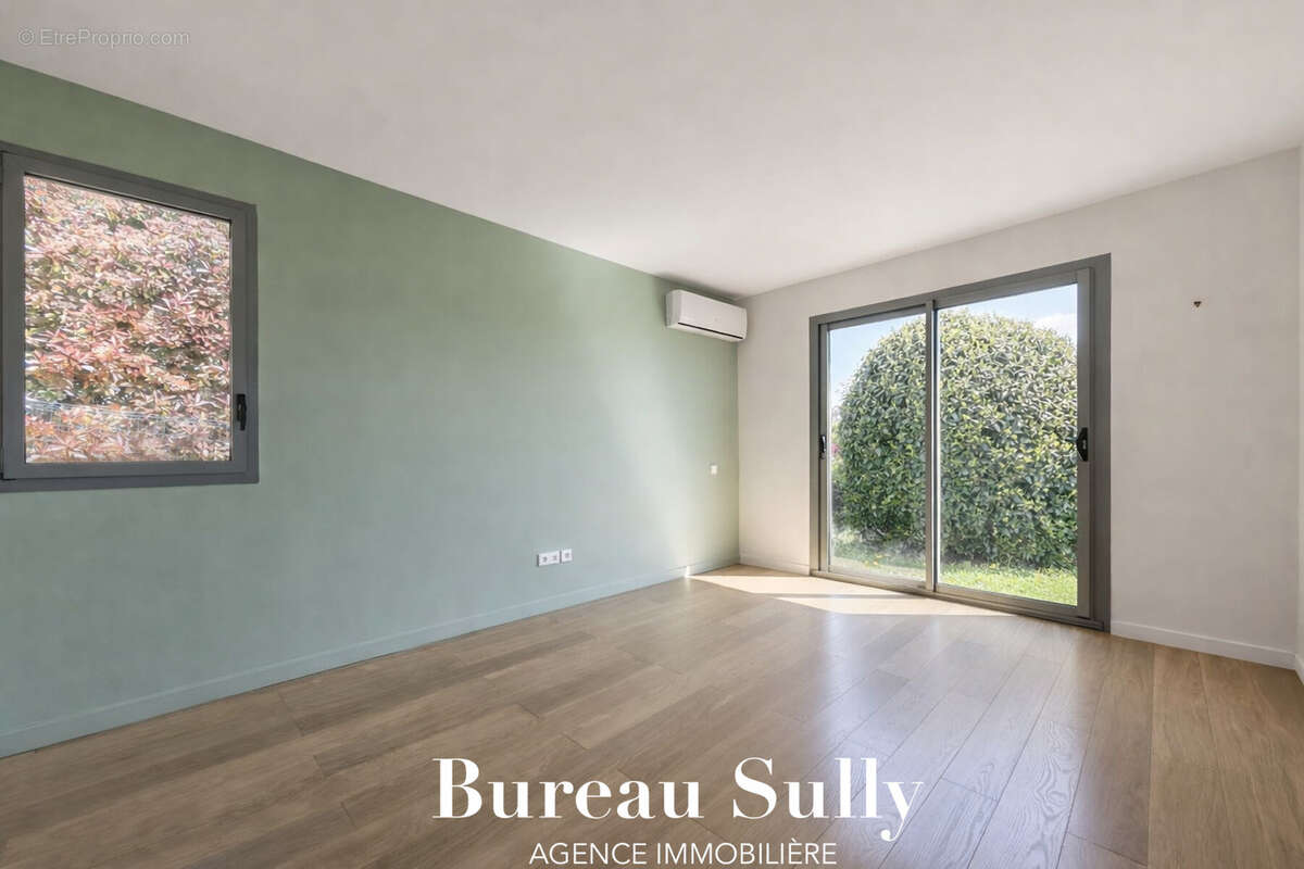 Maison à POLEYMIEUX-AU-MONT-D'OR