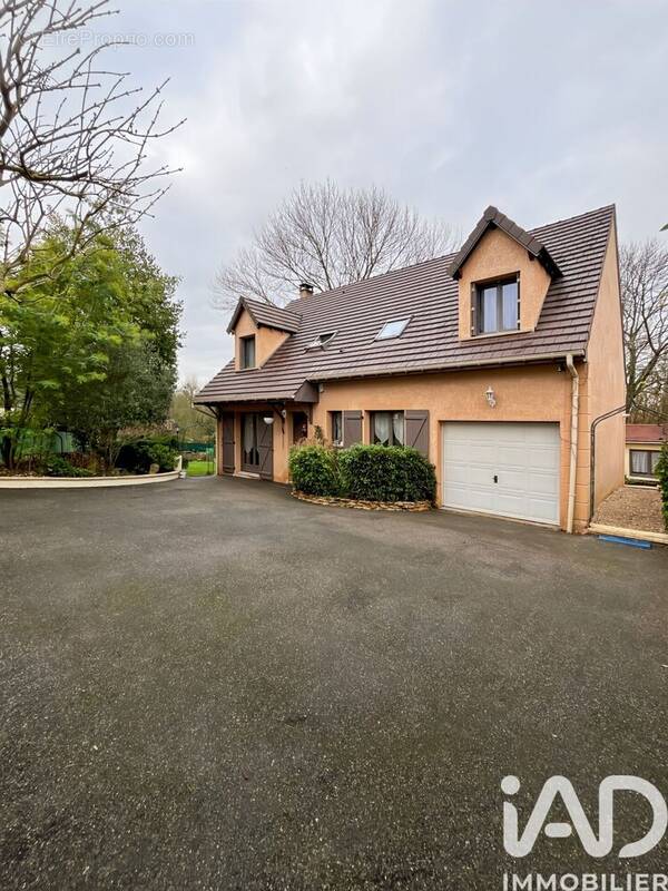 Photo 1 - Maison à SOIGNOLLES-EN-BRIE