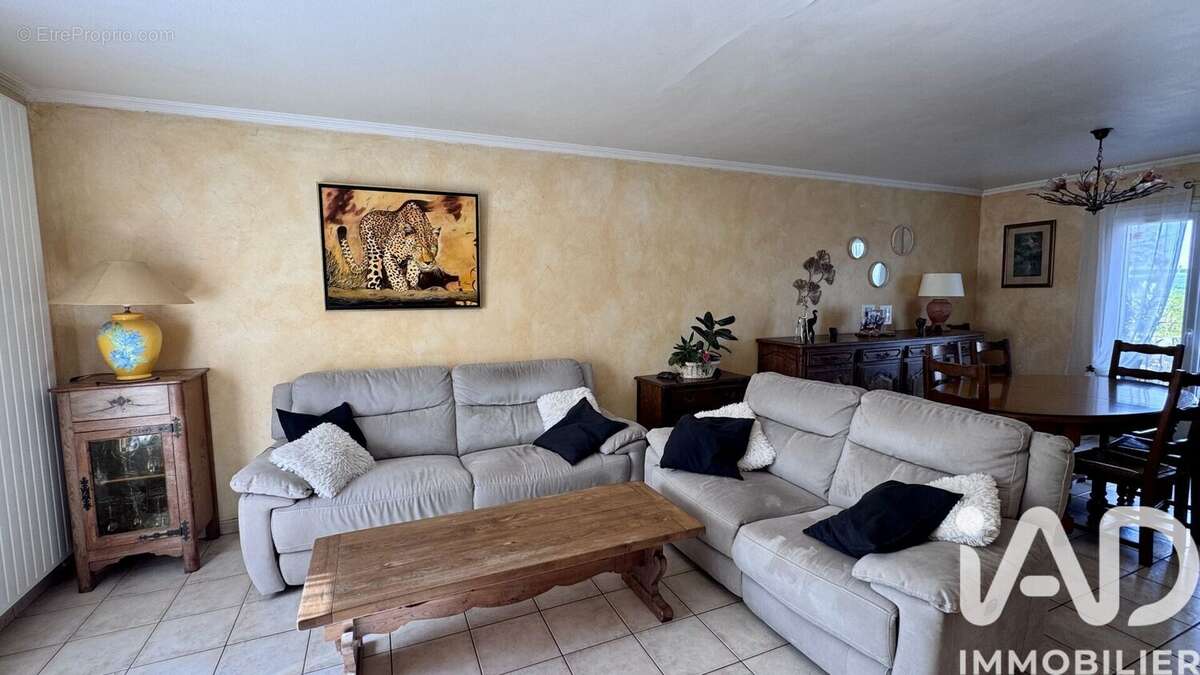 Maison 139 m² à Cheroy  - photo 4