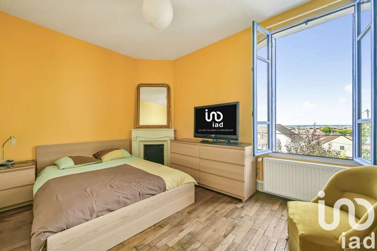 Photo 8 - Maison à NANTERRE