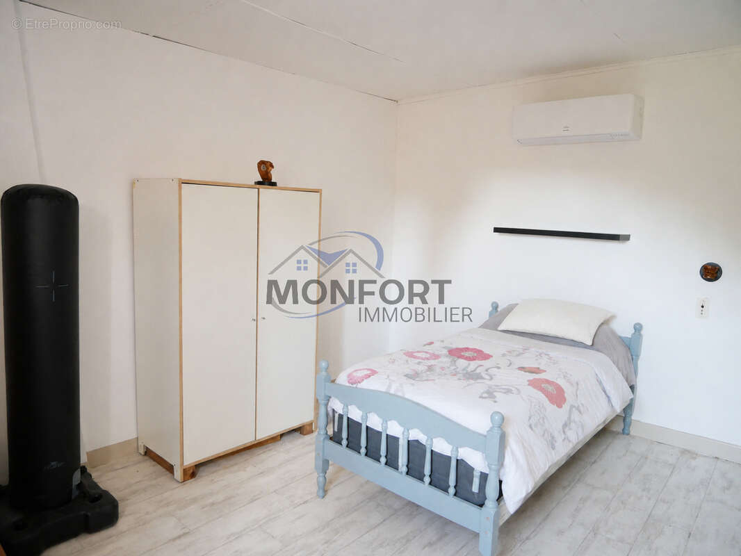 Maison en pierre avec dépendance et beau potentiel   À 3 minutes de Marmande - photo 4