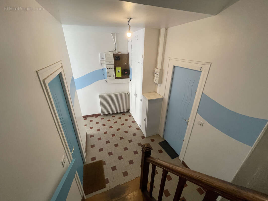 Appartement à ROCHEFORT-MONTAGNE