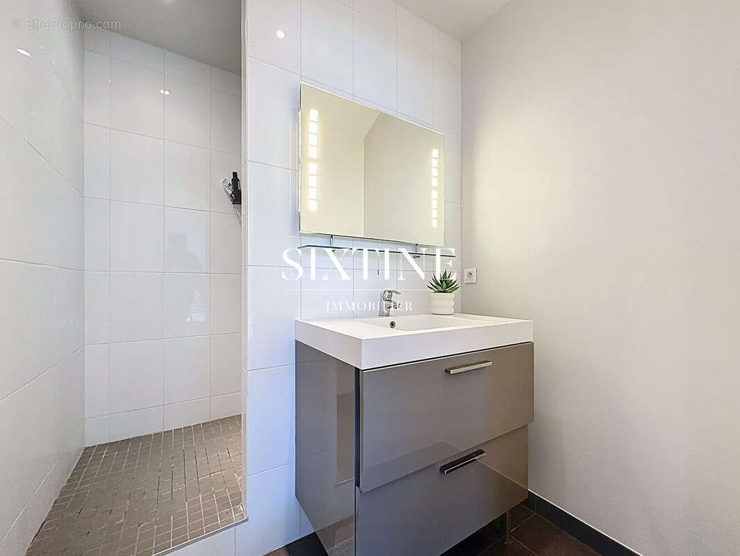 Appartement à BOURGOIN-JALLIEU