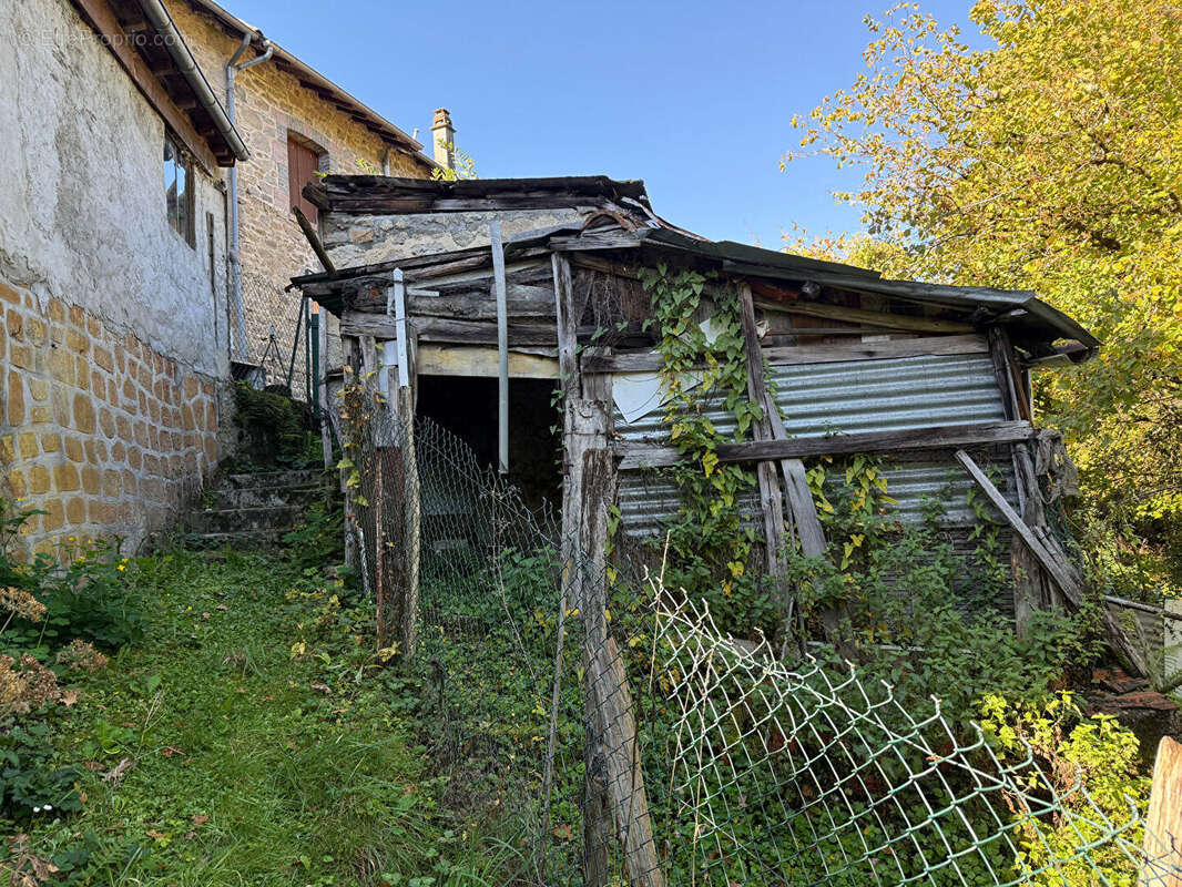 Maison à PEYRAT-LE-CHATEAU