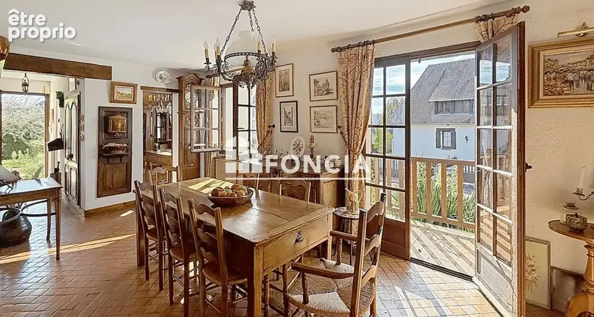 Touques, maison familiale avec jardin de 870 m² - photo 6