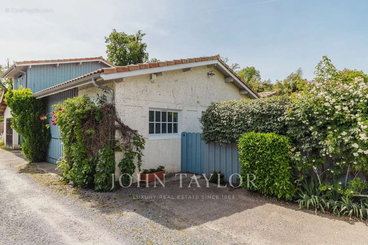 Maison à GRADIGNAN