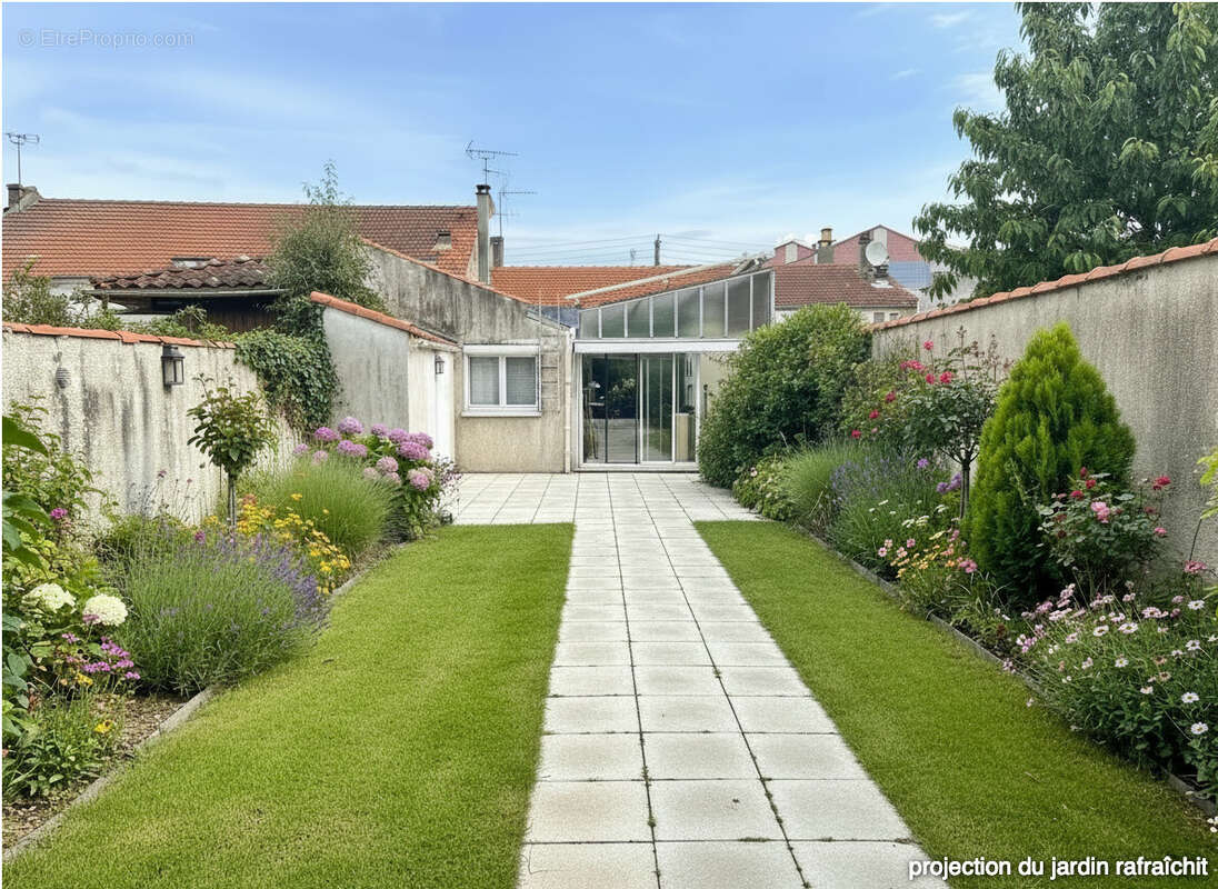Maison à ROCHEFORT