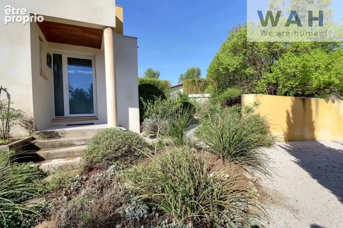 VILLA CONTEMPORAINE 5 PIECES de 150m2 sur 724m2 de terrain V - photo 24
