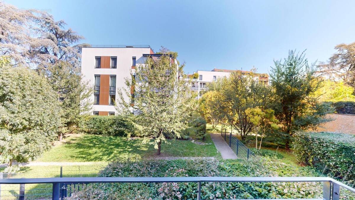 Appartement à LYON-5E