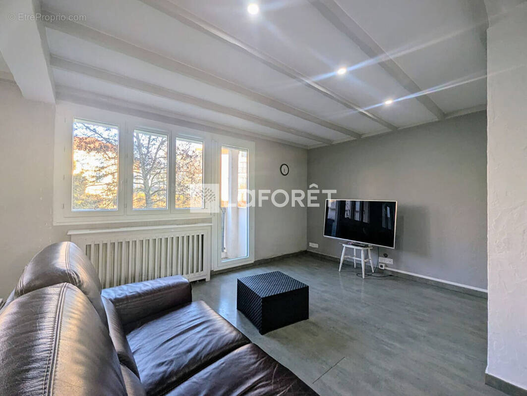 Appartement à VILLIERS-LE-BEL