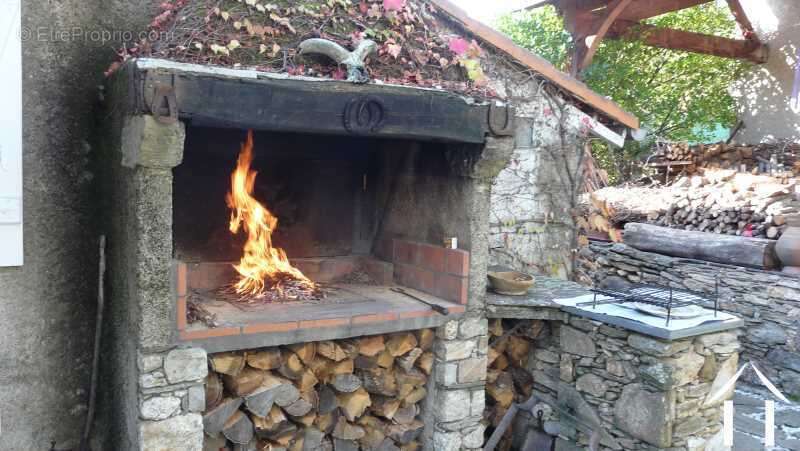 Maison à COLOMBIERES-SUR-ORB
