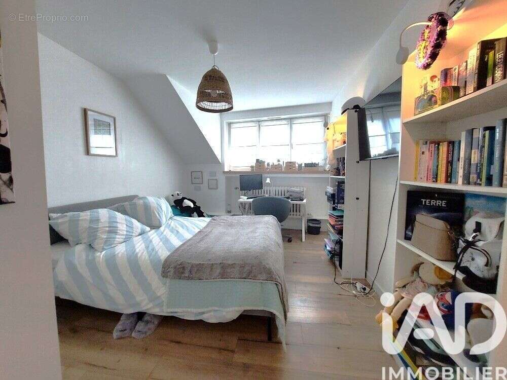 Maison 140 m² à Neufchef  - photo 5