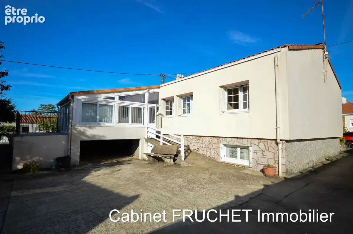 CHANTONNAY - Maison 3 sous-sol, proche centre ville - photo 21
