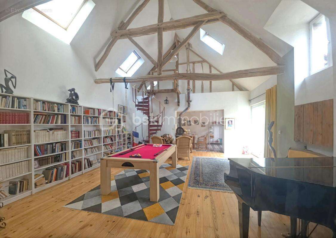Longère de 210 m² à Courtemaux (45320) - photo 14
