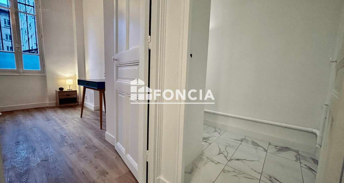 Appartement à COLOMBES