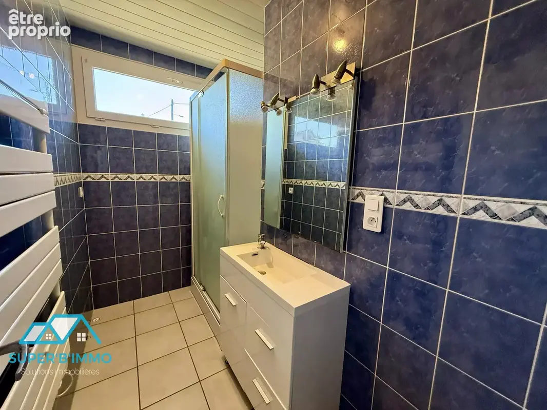Maison 76 M2 avec terrain 500 m2 et dépendances proche des commodités - photo 17