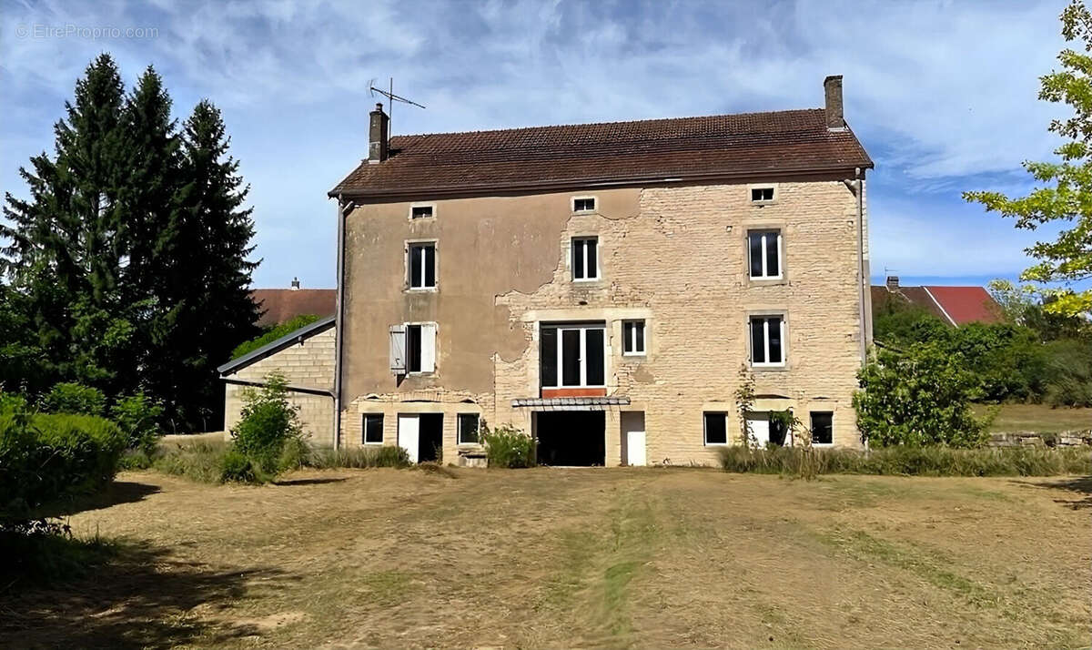 Demeure 300m² à gray - photo 3