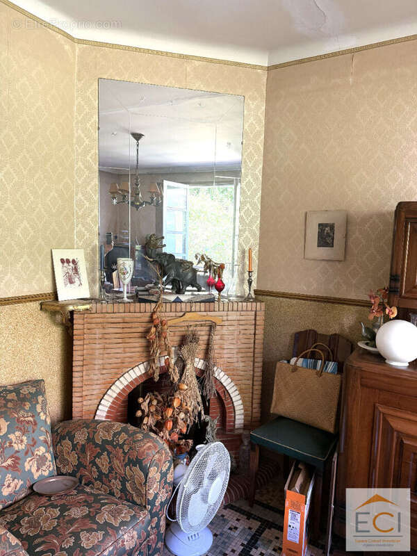 INVESTISSEURS ou particuliers maison à vendre secteur Ernest Ruben Limoges. - photo 2