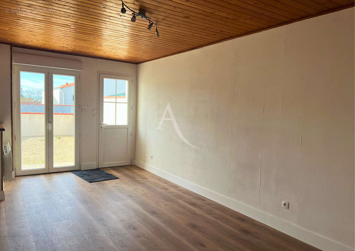 Maison à BEAUVOIR-SUR-MER