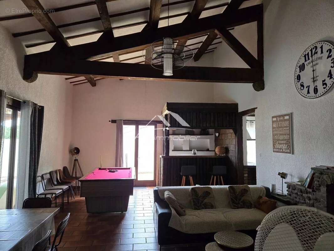 Maison à SAINT-JEAN-DU-PIN