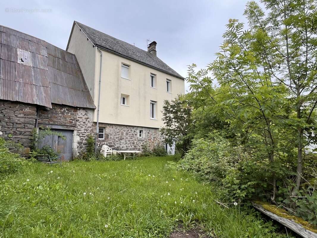 Maison à TRIZAC