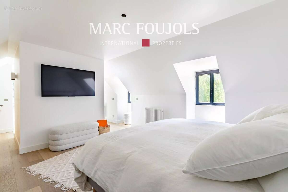 Maison à FONTAINE-CHAALIS