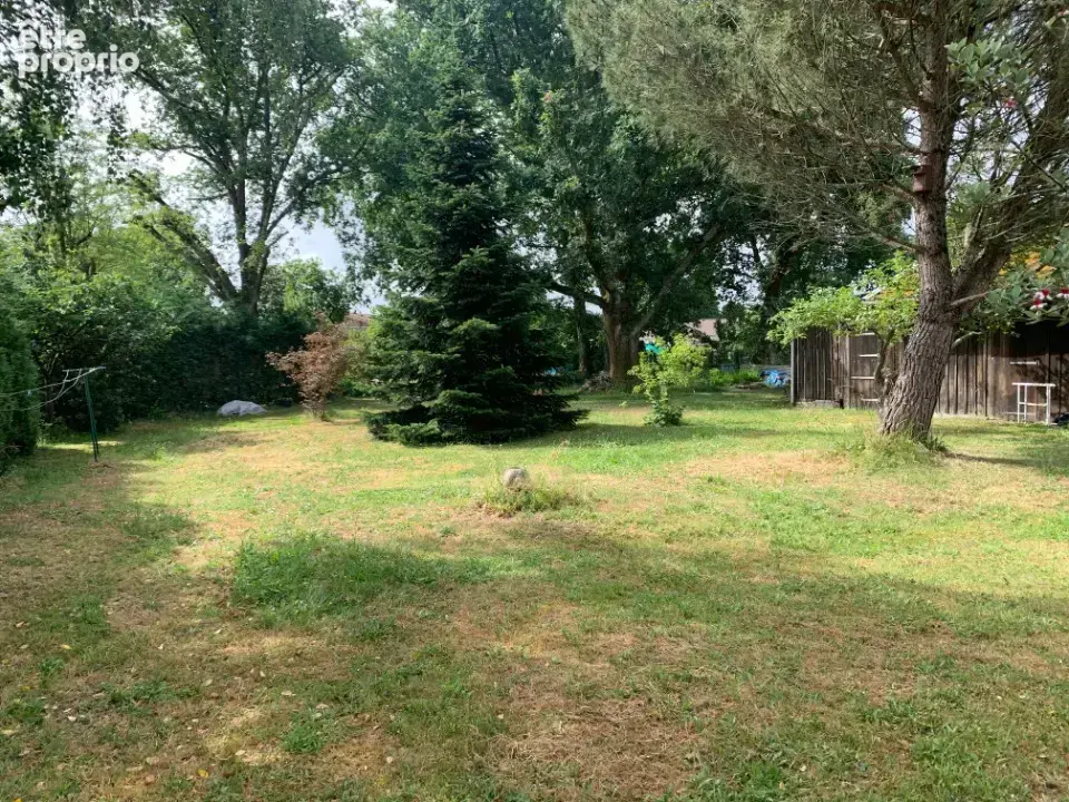 Terrain 535 m² à Castres-Gironde  - photo 3