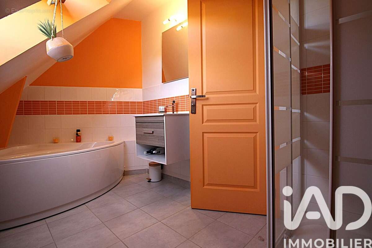 Photo 8 - Maison à BEAUVAIN
