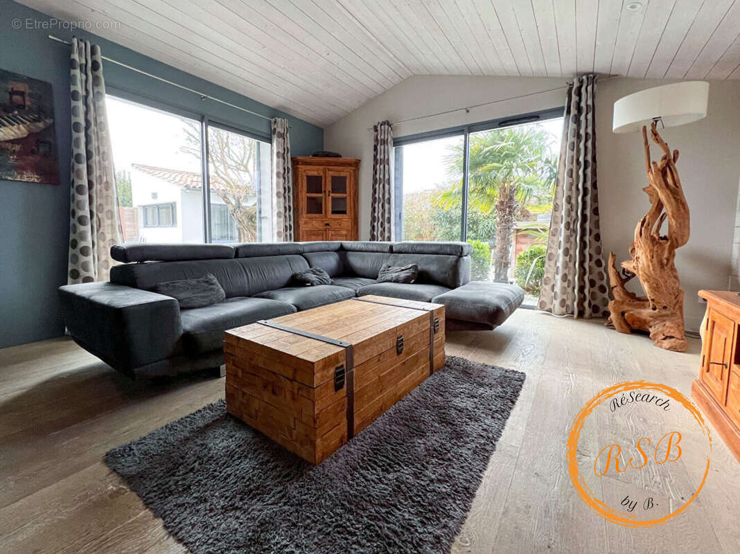 Maison à SAINT-MARTIN-DE-RE